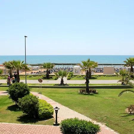 West Park Отель 4*